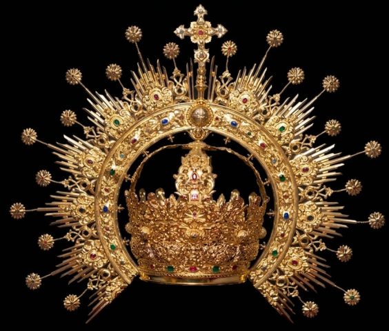 CORONA PIEDAD
